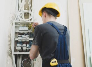 Senai tem vagas de emprego em várias áreas com salários de até R$ 4,4 mil; confira
