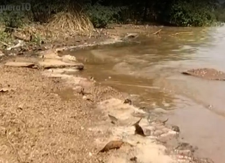 Vazamento de estação de esgoto piora com a chuva e moradores reclamam: ‘contamina o lago todo’