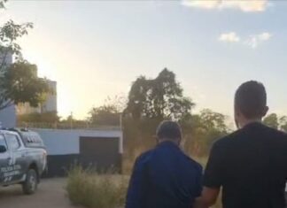 Justiça aceita denúncia contra homem suspeito de matar esposa e atirar contra enteada