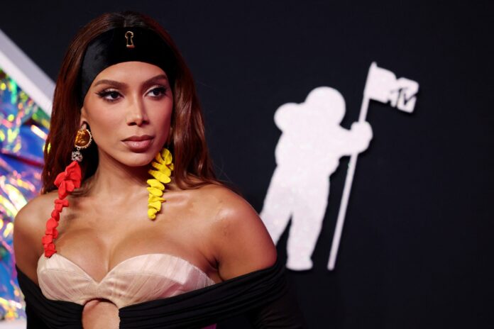 anitta-no-vma-2023-scaled