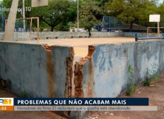 Quadra abandonada em praça incomoda moradores em Palmas