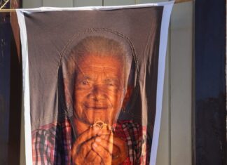 Ourivesaria e tradição são destaque de exposição fotográfica em tecidos: ‘caminhada de preservação’