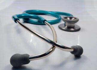 Governo abre contratação de médicos para hospital no Tocantins com salários de até R$ 22 mil