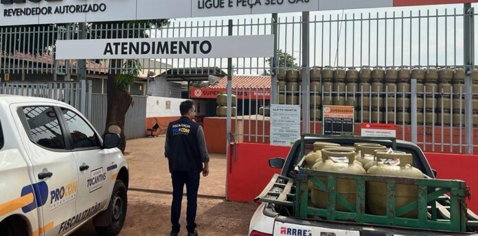 foto-01-procon-tocantins-realiza-pesquisa-de-precos-para-gas-de-cozinhajpeg