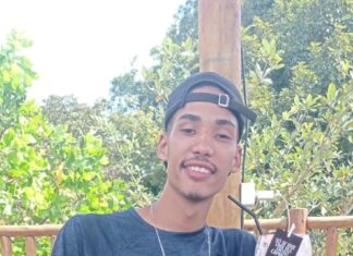 Amigos e parentes se despedem de adolescente morto em tiroteio no aniversário do Tocantins
