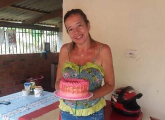 Mulher espancada com capacete que morreu na UTI pode ter sido atacada para não testemunhar em processo, diz polícia