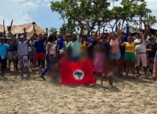 Membros de acampamento do MST são presos pela Polícia Militar acusados de invadir terras públicas