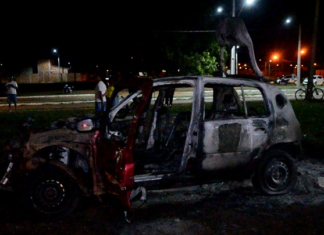 Pai morre e filhos ficam gravemente feridos após acidente entre carro e caminhão