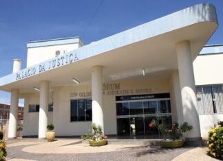 Homem acusado de matar esposa a pauladas é condenado a 21 anos de prisão