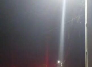 Jovem estava junto com mãe quando foi perseguido e morto por criminosos de bicicleta