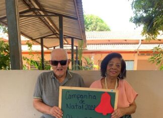 Idosos de abrigo pedem roupas e visitas em cartinhas ao Papai Noel