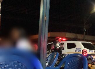 Homem tem parte da orelha arrancada por mordida durante briga em bar