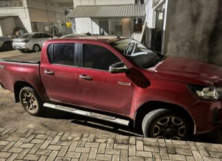Quadrilha é presa suspeita de furto e adulteração de veículos de luxo