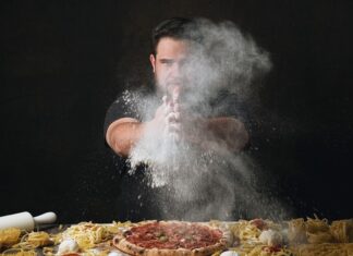 Fotógrafo vence prêmio internacional com ensaio de chef de cozinha; veja fotos impressionantes