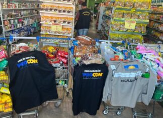 Mais de 1,6 mil produtos vencidos são apreendidos durante operação em supermercados