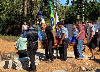 Amiga relembra como era adolescente encontrada morta com o pai em chácara: ‘Estava sempre feliz’