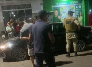 Dívida de R$ 20 em jogo de baralho motivou assassinato de empresário em carro, diz polícia