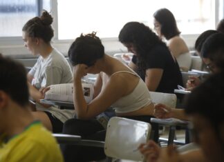 Vestibular da UFNT oferece 215 vagas para selecionar estudantes pela nota do Enem