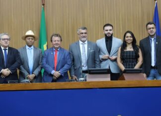 Deputado Amélio Cayres é reeleito para presidir mesa diretora da Assembleia no biênio 2025/2026