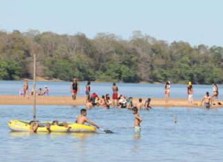 Praias recebem Henry Freitas, Araketu e Tropykália para animar próximo final de semana; confira programação