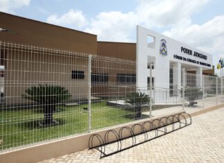 Casal de lavradores consegue autorização para adotar criança de 9 anos que foi deixada pelos pais biológicos