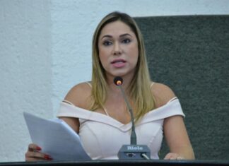 Luana Ribeiro toma posse como deputada estadual após Ivory de Lira se afastar para campanha eleitoral