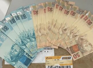 Jovem compra dinheiro falso, não recebe valor total e ainda vai preso após receber pacote com cédulas