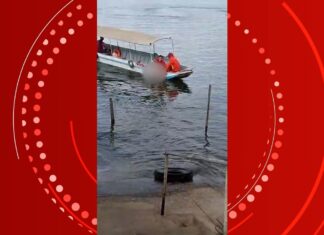 Suspeito de esfaquear homem em praia tenta fugir nadando e é perseguido por barco; VÍDEO