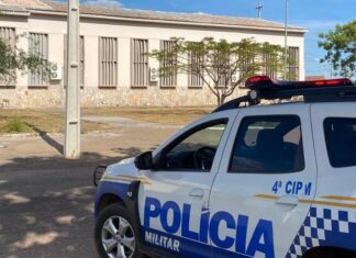 Mulher foge de evento para não ser agredida por homem que conheceu pela internet e chama a polícia