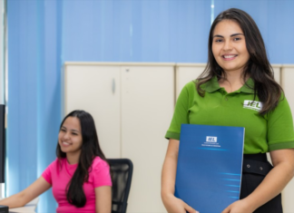 Estudantes dos níveis médio, técnico e superior podem concorrer a bolsas de estágio de até R$ 1,3 mil; saiba como