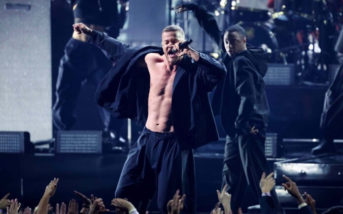 dan-reynolds-do-imagine-dragons-se-apresenta-no-ama-scaled