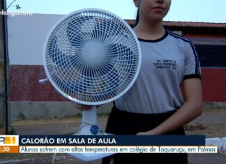 Estudante leva ventilador de casa para suportar calor durante as aulas em escola pública