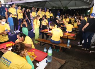 Jovem conquista tricampeonato em torneio após roer 180 caroços de pequi em dez minutos: ‘Ainda estou me recuperando’
