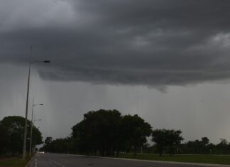 Tocantins inicia semana com dois alertas de chuvas intensas; veja previsão do tempo