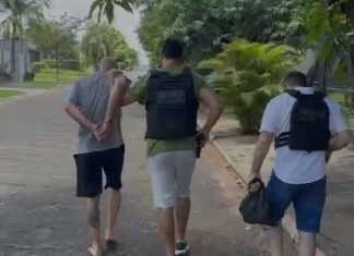 Suspeito de matar taxista a tiros e balear funcionário de comércio é preso em condomínio
