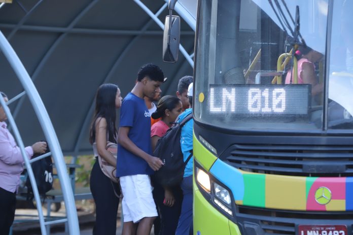 djavan-barbosa-7789-scaled