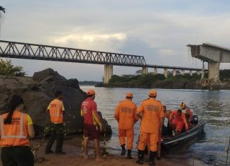 Sobe para 12 o número de desaparecidos após ponte entre MA e TO desabar; buscas serão retomadas;