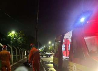 Homem é encontrado morto ao lado de motocicleta