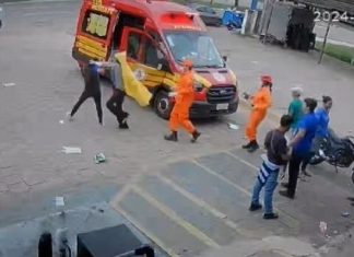 Cronologia em vídeo: veja confusão que terminou com motorista invadindo distribuidora com carro e deixando dois feridos