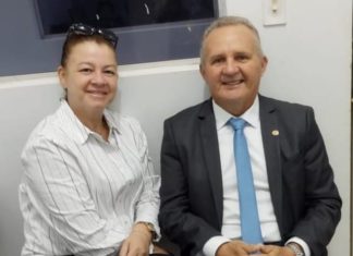 Corpo de vereador que estava dentro de caminhonete a 35 metros de profundidade é resgatado por mergulhadores