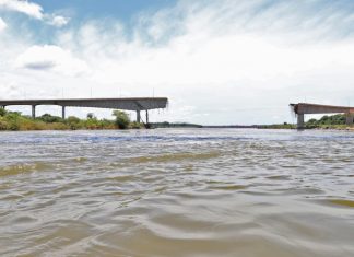 Balsas para travessia entre Tocantins e o Maranhão após queda de ponte são contratadas pelo DNIT por R$ 39,9 milhões