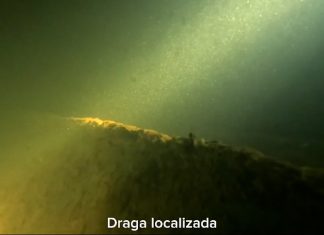 Dragas de extração de areia afundam em um lago e Bombeiros fazem operação para retirá-las; VÍDEO