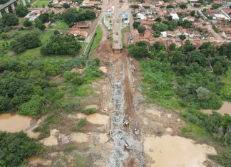 Cerca de 7 mil toneladas de concreto e ferros são retiradas dez dias após implosão de ponte que desabou entre TO e MA