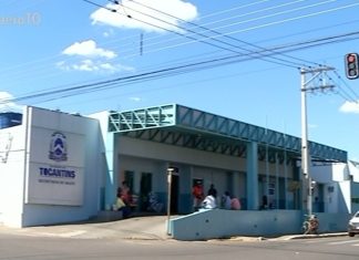 Jovem que teve vísceras expostas após ser esfaqueado continua internado em hospital sem previsão de alta, diz SES
