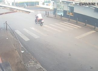 Vídeo mostra acidente que matou motociclista em cruzamento