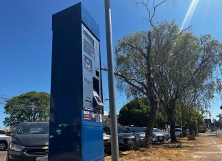 Comerciantes devem ser ouvidos sobre possível retomada do estacionamento rotativo em Palmas, diz prefeitura