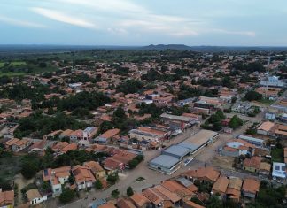 Acidente entre dois carros deixa quatro pessoas mortas e oito feridos em Buriti do Tocantins