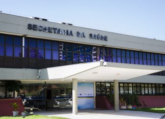 Governo publica vagas para médicos atuarem em hospitais do estado; salários chegam a R$ 22 mil
