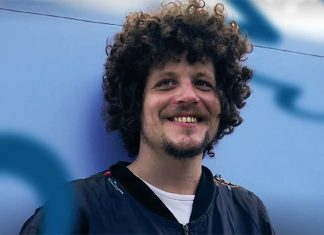 Chico Chico revisita ‘Vila do sossego’ fundada por Zé Ramalho e já habitada por Cássia Eller, mãe do artista