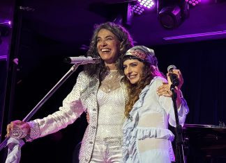 Duda Brack se irmana com Simone no Rio em show feliz de vozes, violões e harmonização de universos musicais